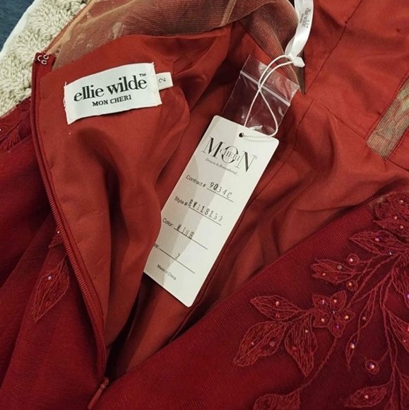 Mon Cheri Ellie Wilde Red Gown - Picture 5 of 6